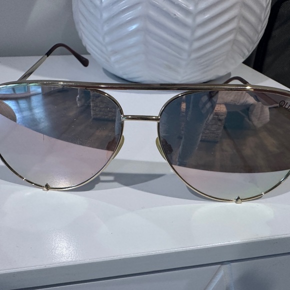 QUAY Australia ‘High Key’ Sunglasses - Picture 2 of 6